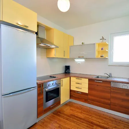 Apartment Cvita.1 Sovlje