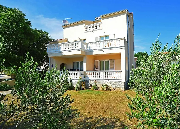 Appartement Cvita-1 By Interhome