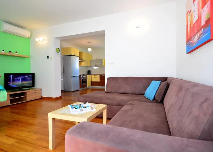 Apartamento Cvita-1 By Interhome Sovlje